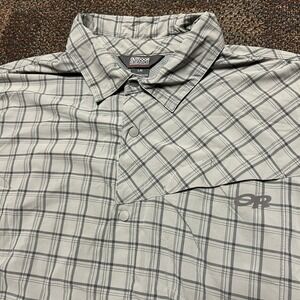 Outdoor Research Astroman SS Sun Shirt Men's L Grey Windowpane Plaid Stretch